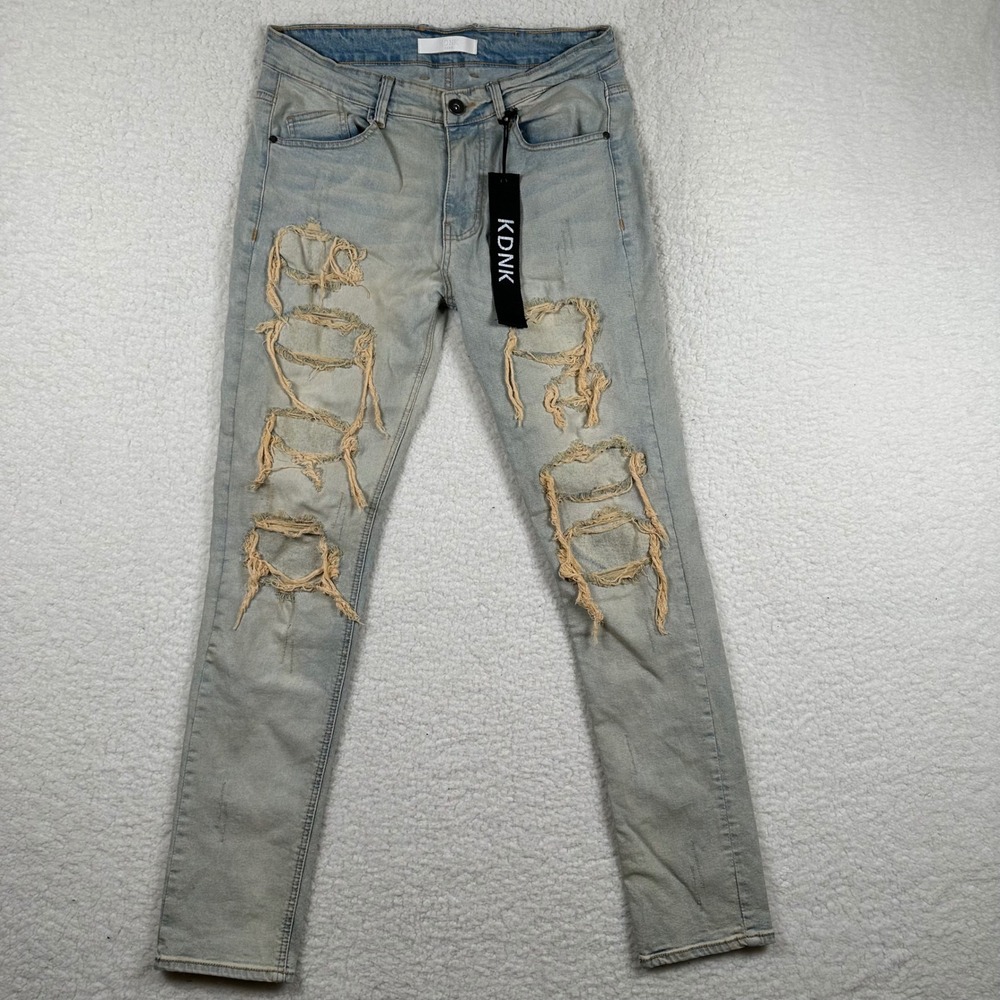 NWT KDNK 11 4 14 11 Mens 32 Light Wash Distressed Slim Fit Jeans Blue Stretch